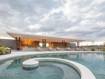 Casa en venta en Corregidora Querétaro. Exclusiva residencia nueva diseño único de autor