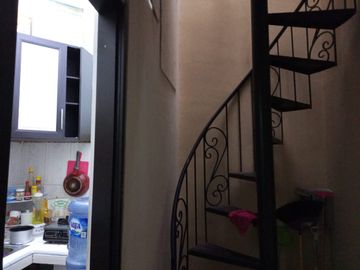 Rumah 2 Lantai Dekat UPJ Bintaro Ciputat Tangsel