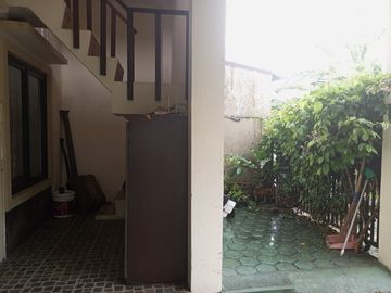 Rumah 2 Lantai Dekat UPJ Bintaro Ciputat Tangsel