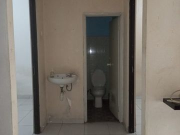 Rumah 2 Lantai Dekat UPJ Bintaro Ciputat Tangsel