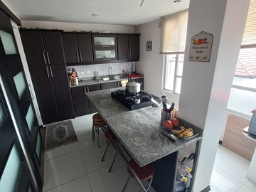 Funcional Casa a la Venta, Sector Condado, 23 de Junio