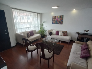Funcional Casa a la Venta, Sector Condado, 23 de Junio