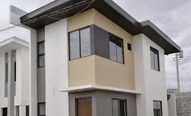 STARTER HOME