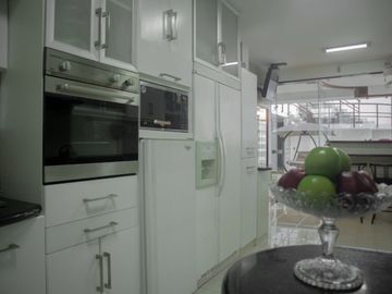 VENDO CASA A UNA CUADRA DE LA PLAYA DE PIMENTEL