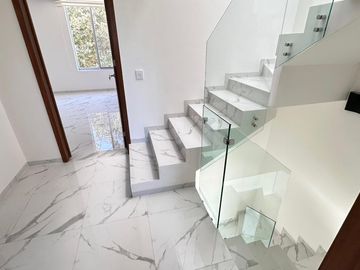 CASA EN VENTA EN COTO NOUVE