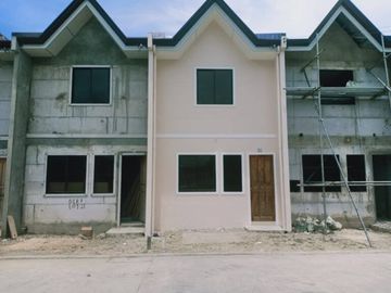 Pre-Selling 2 Storey Townhouse with 2 Bedrooms for sale in Ibabao, Cordova, Cebu