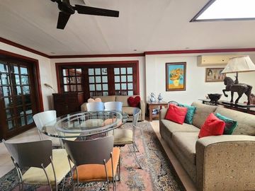 CDN - FOR SALE: 5 Bedroom House and Lot in UP Village, Diliman, Quezon City