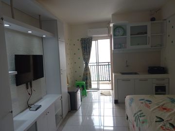 Apartemen Studio Full Furnished View Kolam Di Cinere Resort Depok