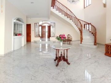 DISEWAKAN RUMAH (Baru Di Renovasi) DI JL. TERUSAN GAHARU CIPETE JAKARTA SELATAN