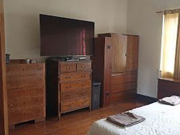 HERMOSA CASA DE 2 PISOS EN EXCELENTE ESTADO EN LA MEJOR ZONA DE SAN ISIDRO