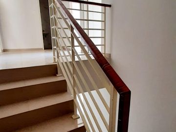 Dijual Rumah Baru Gress Minimalis Di Perumahan Purimas-Rungkut