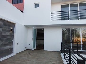 CASA EN VENTA LOMAS DEL CRESTON CERCA ISSSTE EN OAXACA