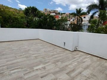 CASA EN VENTA LOMAS DEL CRESTON CERCA ISSSTE EN OAXACA