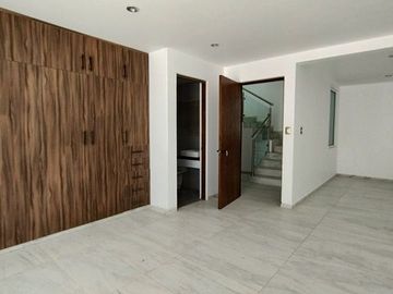 CASA EN VENTA LOMAS DEL CRESTON CERCA ISSSTE EN OAXACA