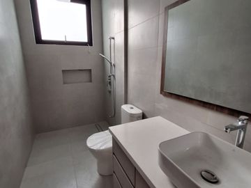 VENTA CASAS DE LUJO DENTRO DE URBANIZACIÓN HACIENDA CAPELO