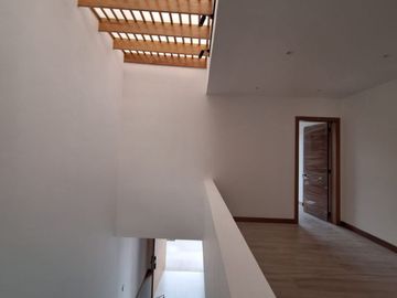 VENTA CASAS DE LUJO DENTRO DE URBANIZACIÓN HACIENDA CAPELO