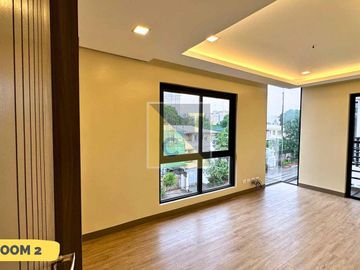 3 Storey Townhouse for sale in Teacher Village Diliman Quezon City