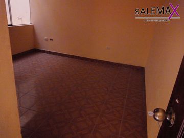 AMPLIA CASA EN VENTA - URB.BANCARIA II ETAPA - PIURA