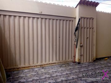 AMPLIA CASA EN VENTA - URB.BANCARIA II ETAPA - PIURA