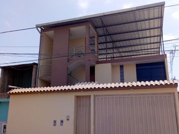 AMPLIA CASA EN VENTA - URB.BANCARIA II ETAPA - PIURA