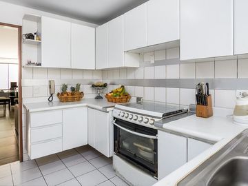 VENTA DE DEPARTAMENTO CON AMPLIA TERRAZA EN URB. VALLE HERMOSO  - SURCO