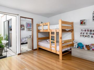 VENTA DE DEPARTAMENTO CON AMPLIA TERRAZA EN URB. VALLE HERMOSO  - SURCO