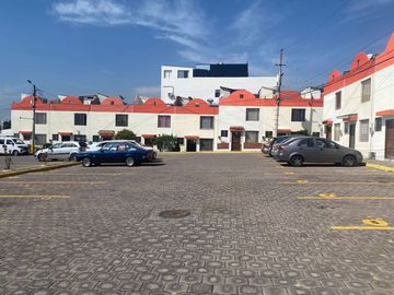 Se vende casa en Calderón, sector de San Camilo