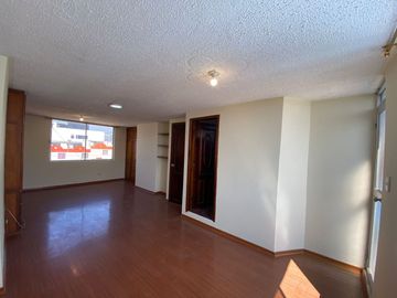 Se vende casa en Calderón, sector de San Camilo