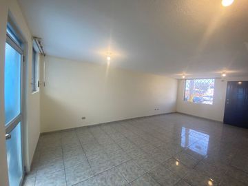 Se vende casa en Calderón, sector de San Camilo