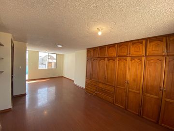 Se vende casa en Calderón, sector de San Camilo
