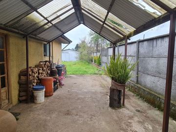 Amplia casa en Santa Juana
