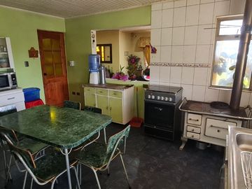 Amplia casa en Santa Juana