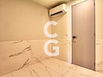 Departamento en Venta en Cancun en Shark Tower Puerto Cancun con Jacuzzi