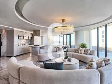 Departamento en Venta en Cancun en Shark Tower Puerto Cancun con Jacuzzi