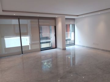 HERMOSO DEPARTAMENTO CON TERRAZA MAS  ROOF GARDEN