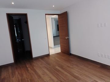 HERMOSO DEPARTAMENTO CON TERRAZA MAS  ROOF GARDEN