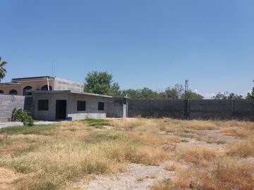 QUINTA EN VENTA EN CIENEGA DE FLORES, NL, ZONA VILLAS CAMPESTRES, T 1800 M2