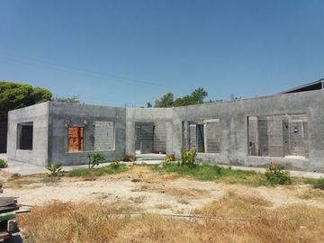 QUINTA EN VENTA EN CIENEGA DE FLORES, NL, ZONA VILLAS CAMPESTRES, T 1800 M2