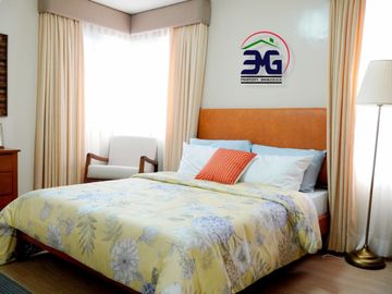 4 Bedroom Medium Sized Home in Hausland Subic Along the National Road