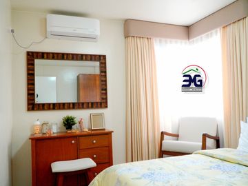 4 Bedroom Medium Sized Home in Hausland Subic Along the National Road