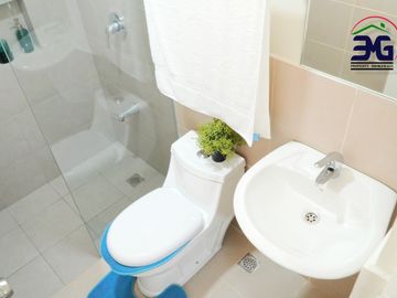 4 Bedroom Medium Sized Home in Hausland Subic Along the National Road