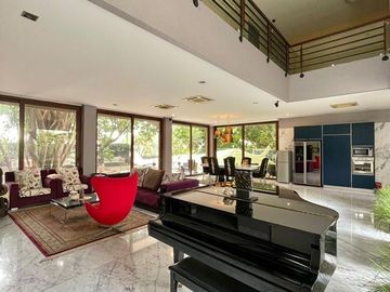 DIJUAL RUMAH ASRI MODERN JL KB MANGGA / KEBAYORAN LAMA, JAKSEL