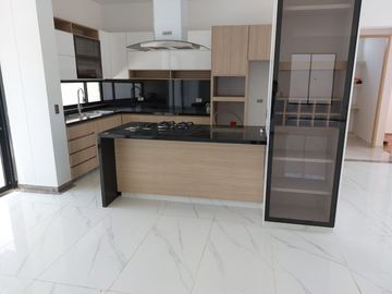 VENTA CASA RECTA COROZAL LOS PATIOS