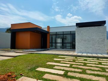 VENTA CASA RECTA COROZAL LOS PATIOS