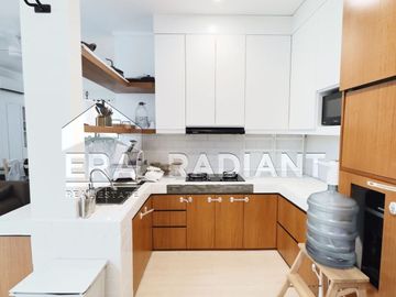 3. Rumah Modern Minimalis Siap Huni di Kebayoran Harmony