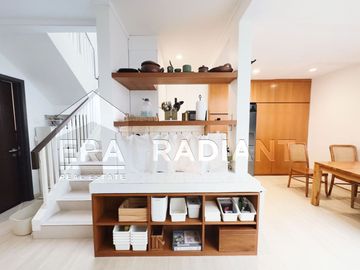 3. Rumah Modern Minimalis Siap Huni di Kebayoran Harmony