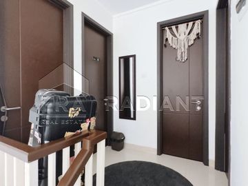 3. Rumah Modern Minimalis Siap Huni di Kebayoran Harmony