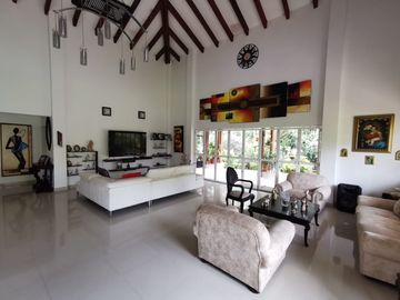 Casa Campestre en venta via circasia armenia quindio