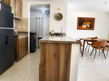 ¡SE ARRIENDA APARTAMENTO AMOBLADO EN CONDOMINIO LE PARC – FLORIDABLANCA!

Disfruta de un apartamento