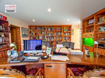🏠León Propiedades vende o arrienda hermosa casa en sector Los Naranjos , Curacavi🏠